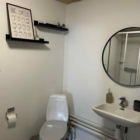 In The Middle Of Apartamento